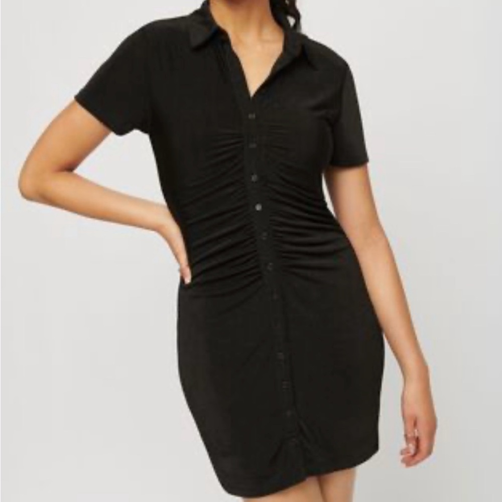 ❤️ New w/Tag-Women's Black Collared, Ribbed and Button Front Dress